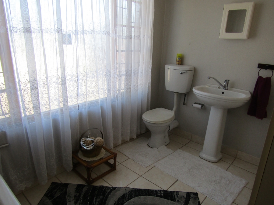 4 Bedroom Property for Sale in Boskloof Eastern Cape